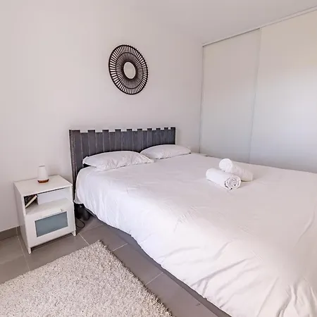 Le Hameau Des Pins - Spacious - Parking Apartment *